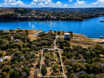 Property photo 4 at 21808 Mockingbird ST - Emerald Bend Sec 1, Lago Vista, TX