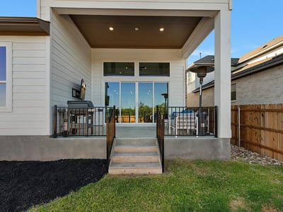 Property photo 2 at 219 Craigends Yew LN - 5 bed 3 bath home