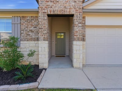 Property photo 4 at 220 Apache Plum DR - 4 bed 2 bath home