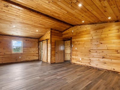 Primary bedroom at 220 County Road 139A - 3 bed 2 bath home