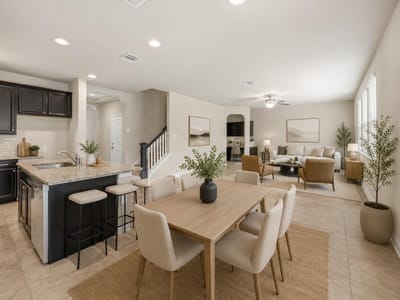 Living area at 220 Golden Vista ST - 4 bed 3 bath home
