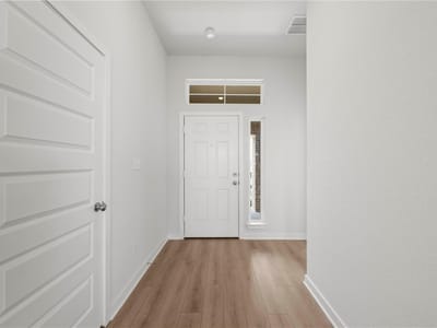 Primary bedroom at 220 Gus LOOP - 4 bed 3 bath home