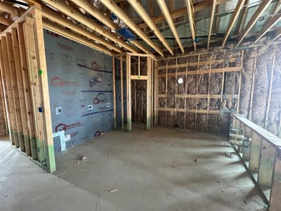 Primary bedroom at 220 Gus Loop - 4 bed 3 bath home