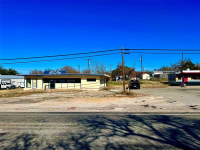 Kitchen at 220 Hwy 261 - Granite, Kingsland, TX
