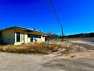 Bathroom at 220 Hwy 261 - Granite, Kingsland, TX