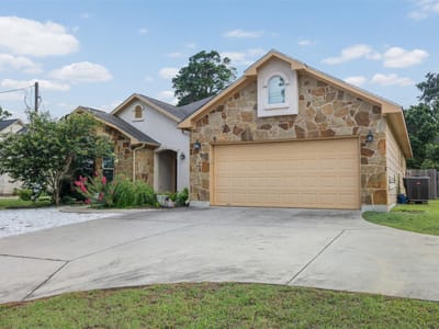 Property photo 3 at 220 Tahitian DR - 3 bed 2 bath home
