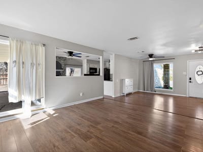 Kitchen at 220 W Mockingbird LN - 4 bed 2 bath home