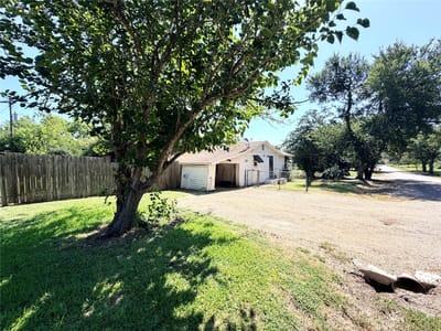 Living area at 2200 W Gillis Ave - 3 bed 1 bath home