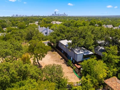 Primary bedroom at 2202 Matthews Dr - Laurel Heights, Austin, TX