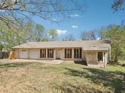 Kitchen at 2204 Bahia Cir - 3 bed 2 bath home