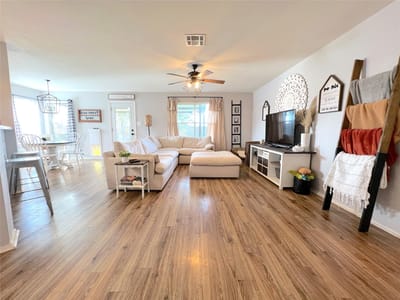 Living area at 2204 Brewers PL - 3 bed 2 bath home