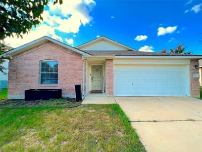 Primary bedroom at 2204 Brewers PL - 3 bed 2 bath home