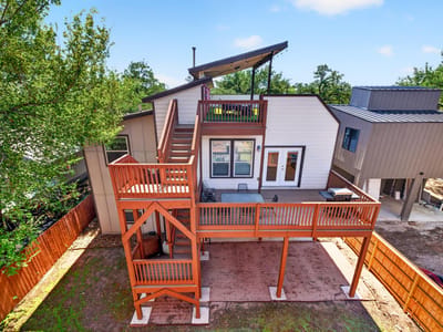 Photo 5 of 40 at 2204 E 13th ST Unit #A - 5 bed 3 bath home