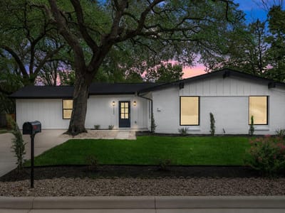 Property photo 2 at 2204 Fair Oaks DR - 4 bed 3 bath home