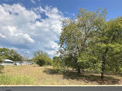 Living area at 2208 B Pecan ST - Farm Lt, Bastrop, TX