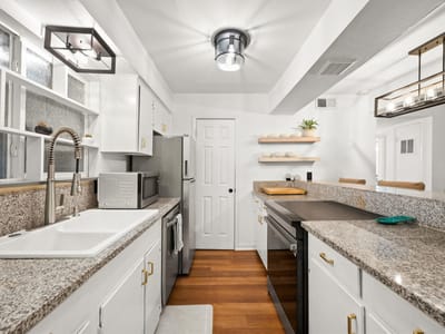 Property photo 5 at 2208 Enfield RD Unit #107 - 2 bed 1 bath home