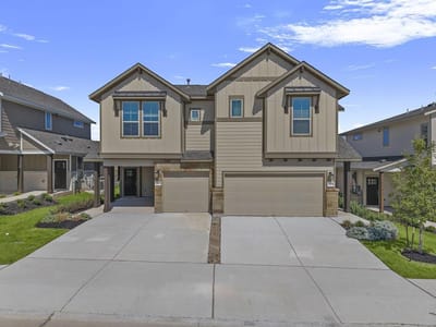 Living area at 2208B Cornfield Dr - 3 bed 2 bath home