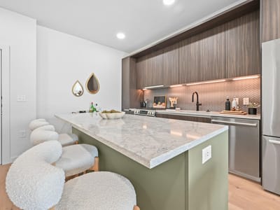 Photo 3 of 28 at 2209 S 1st ST Unit #209 - 2 bed 2 bath home