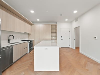 Photo 3 of 40 at 2209 S 1st ST Unit #335 - 2 bed 2 bath home