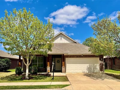 Living area at 221 Blossom Valley STRM - 3 bed 2 bath home