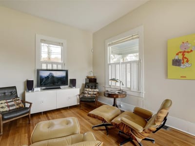 Living area at 221 N Johnson Ave - 2 bed 2 bath home