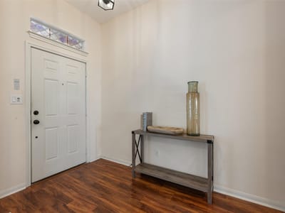 Living area at 221 Stone Crest BLVD - 3 bed 2 bath home