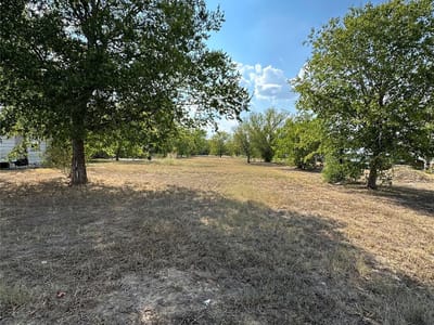 Primary bedroom at 2210 Pecan ST - Farm Lt, Bastrop, TX