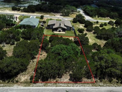 Property photo 2 at 2211 Thurber LN - Highland Lake Estates Sec 33, Lago Vista, TX