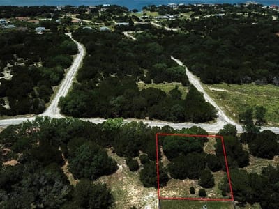 Property photo 4 at 2211 Thurber LN - Highland Lake Estates Sec 33, Lago Vista, TX
