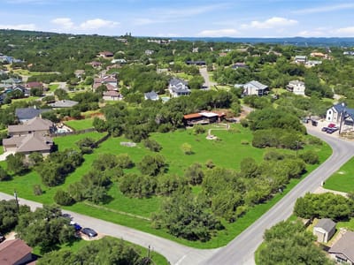 Property photo 3 at 22121 Oban DR - Briarcliff Inc Sec 10, Spicewood, TX