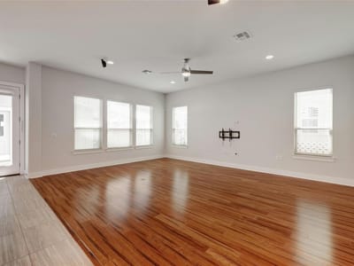Property photo 5 at 2215 McBee ST - 3 bed 2 bath home