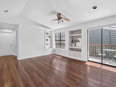 Property photo 5 at 2215 Post RD Unit #2072 - 1 bed 1 bath home