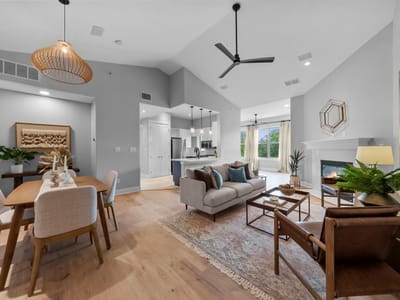 Living area at 2216 Thornton Rd Unit #431 - 1 bed 1 bath home