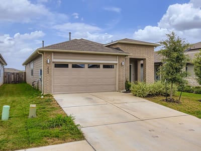 Property photo 2 at 222 New Hampton WAY - 3 bed 2 bath home