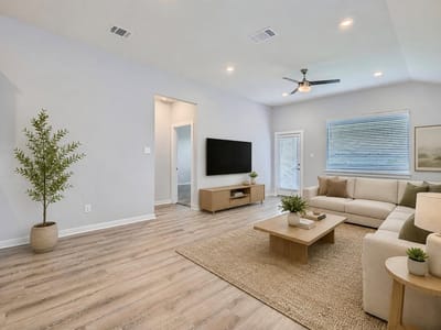 Property photo 5 at 222 New Hampton WAY - 3 bed 2 bath home