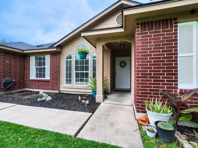 Primary bedroom at 222 Quail CIR - 3 bed 2 bath home