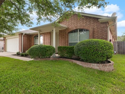 Property photo 5 at 2220 Pearson WAY - 4 bed 2 bath home