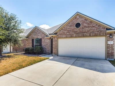 Property photo 2 at 2224 Bonavista WAY - 3 bed 2 bath home