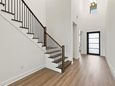 Photo 3 of 16 at 2224 Vittoria VW - 4 bed 4 bath home