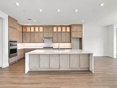 Photo 4 of 16 at 2224 Vittoria VW - 4 bed 4 bath home