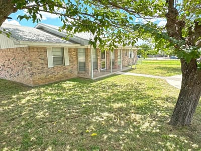Kitchen at 2229  Wheeler Ave - 3 bed 2 bath home