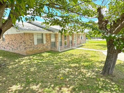 Primary bedroom at 2229  Wheeler Ave - 3 bed 2 bath home