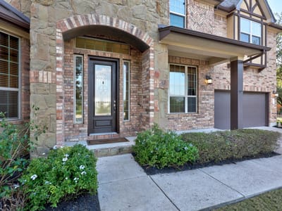 Photo 3 of 37 at 223 Lake Como DR - 5 bed 3 bath home