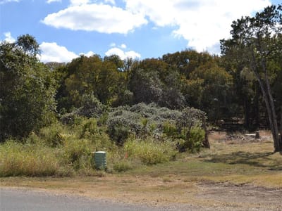 Living area at 223 Pleasant Valley Rd - Woodcreek Sec 9-A, Wimberley, TX
