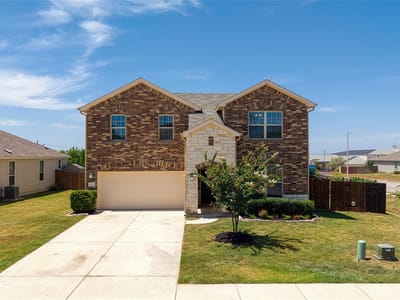 Property photo 3 at 223 Quarry Rock LOOP - 5 bed 3 bath home