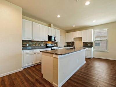 Property photo 5 at 223 Quarry Rock LOOP - 5 bed 3 bath home