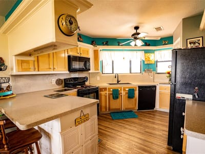 Primary bedroom at 2234 County Road 434 Loop - 3 bed 2 bath home