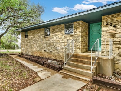Primary bedroom at 224 Circle HVN - 3 bed 2 bath home