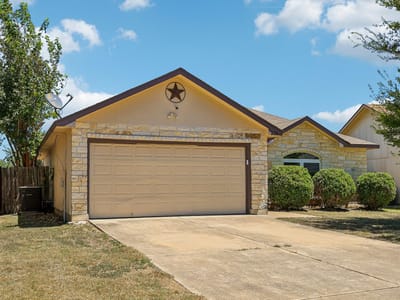 Property photo 2 at 224 Copper LN - 3 bed 2 bath home