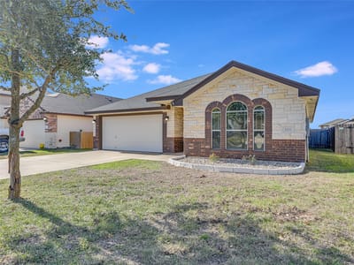 Living area at 224 Geode LN - 3 bed 2 bath home